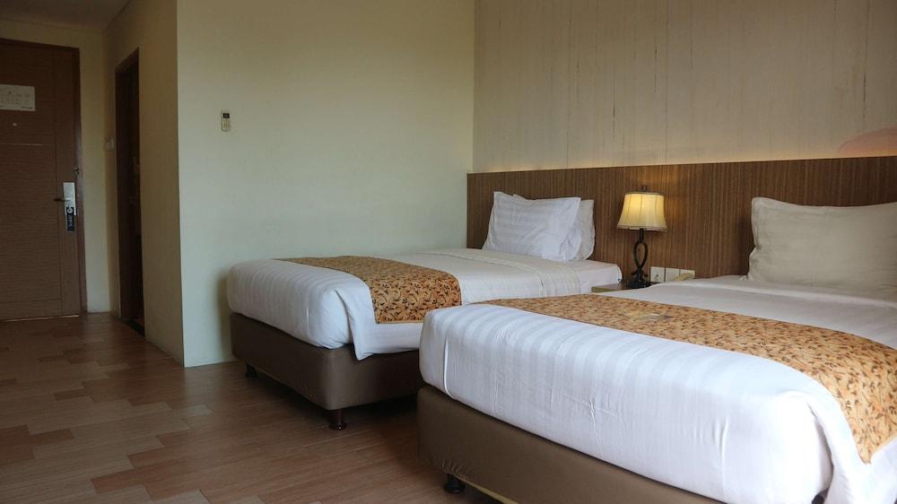 Golden Tulip Essential Belitung Hotel Tanjung Pandan Eksteriør billede